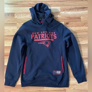 NEW ENGLAND PATRIOT MENS SWEATER